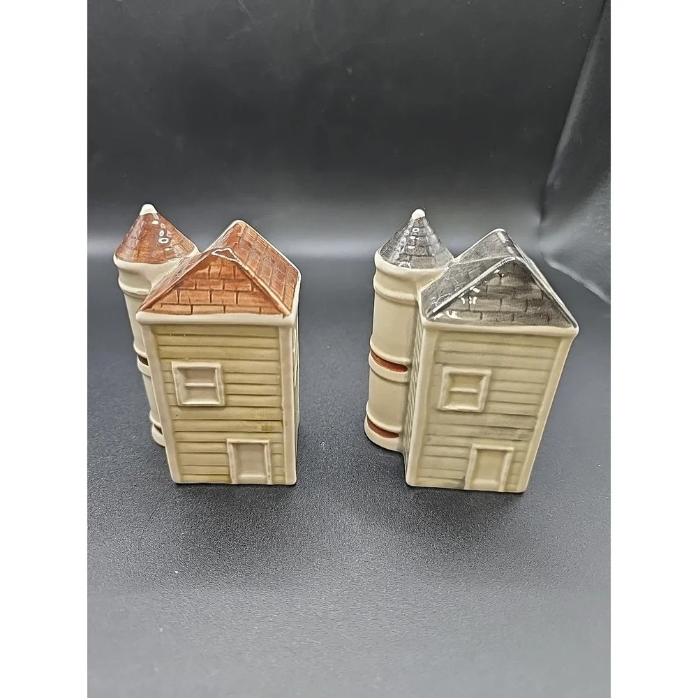 Vtg Otagiri Victorian Row House Salt  Pepper Shakers Hand Painted Japan OMC 1981